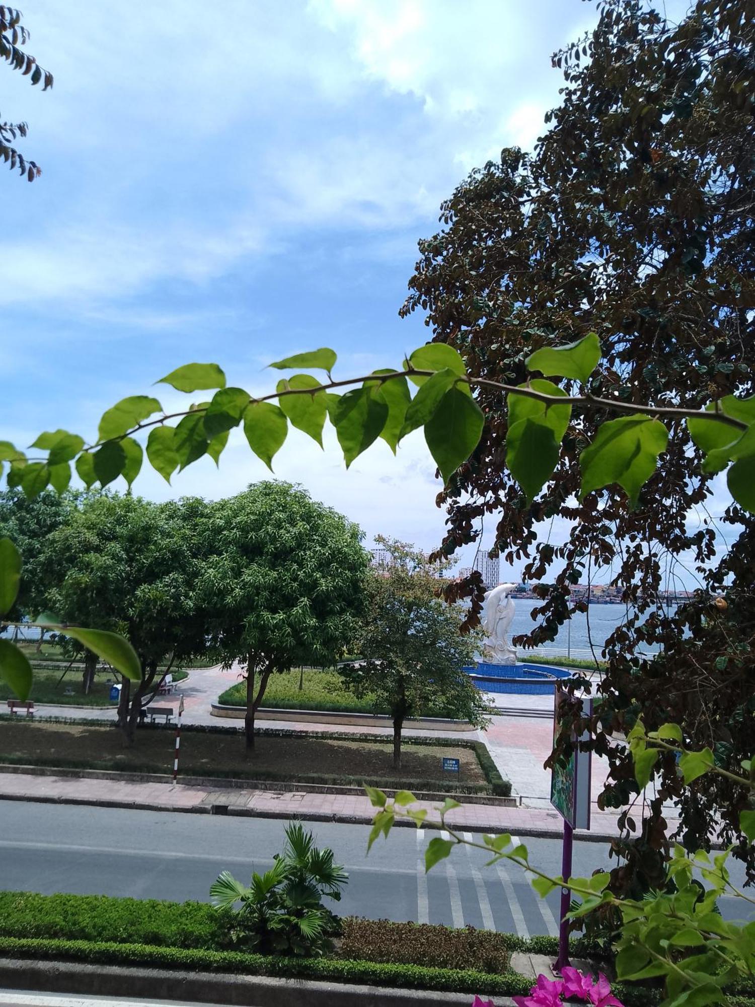Nha Nghi Hang Nga Dong Hoi Exterior photo