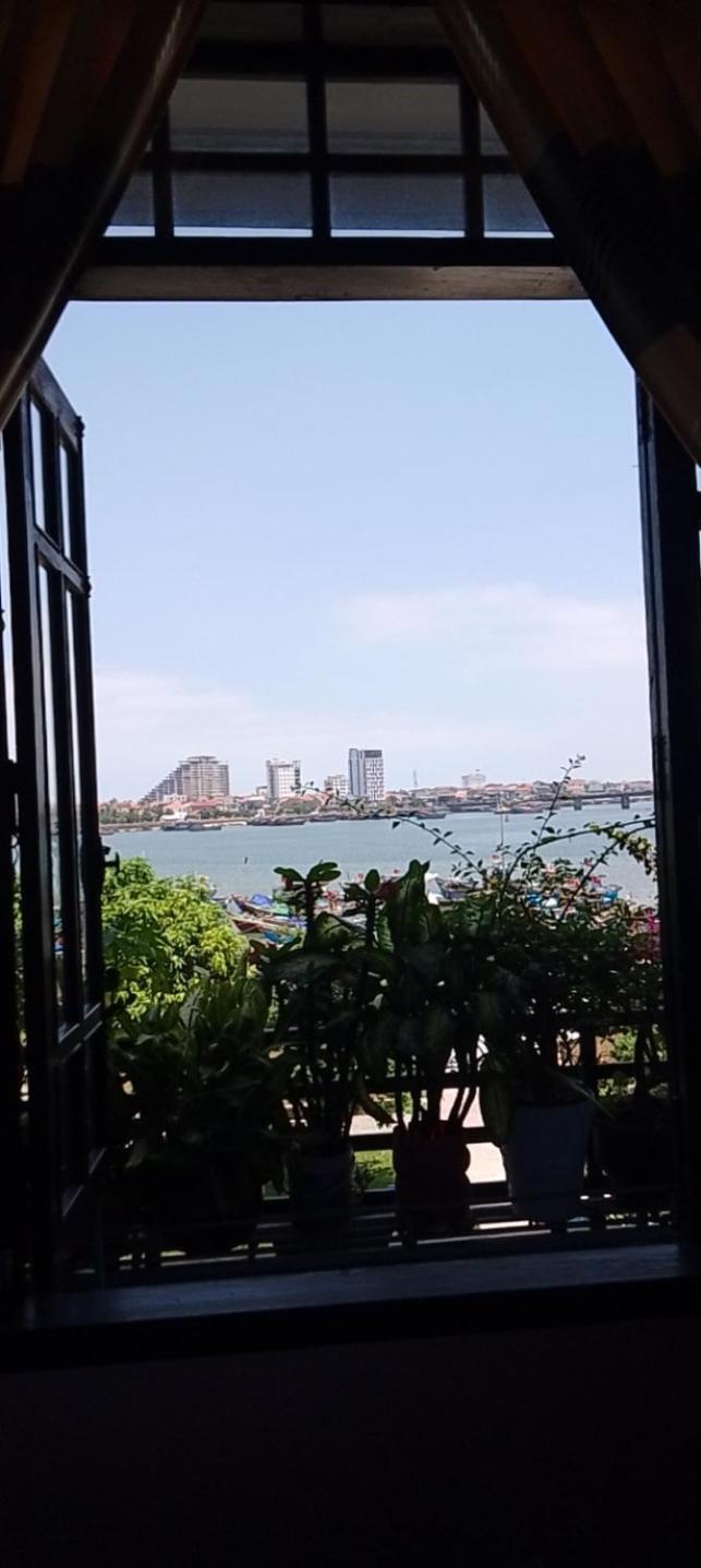 Nha Nghi Hang Nga Dong Hoi Exterior photo